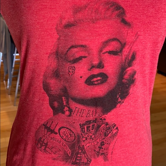 Next Level apparel Red Marilyn Monroe tank - Picture 2 of 5